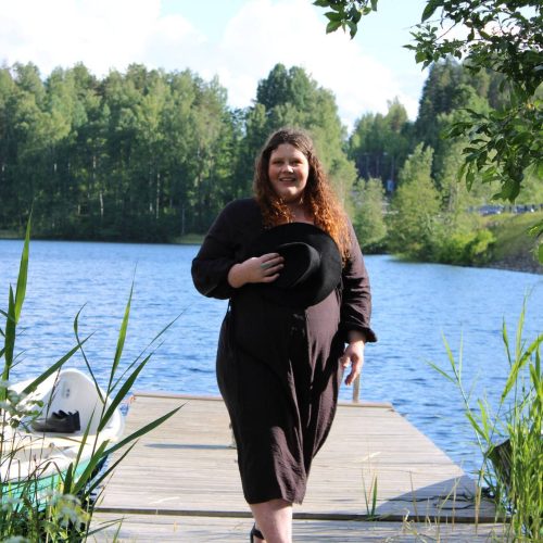 Rachel McIntosh singing opera @KITA opening party 2024.